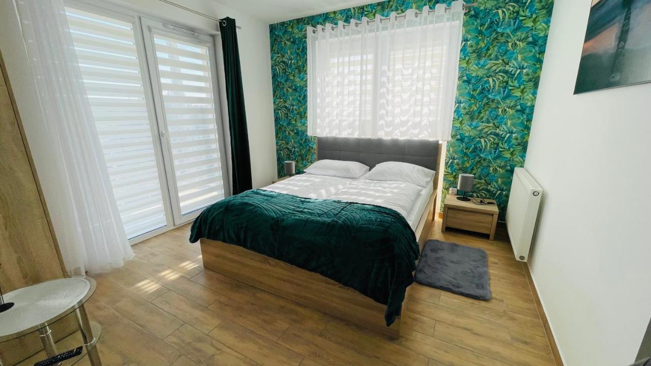 Apartamenty Na Wiejskiej Ustronie Morskie Luaran gambar