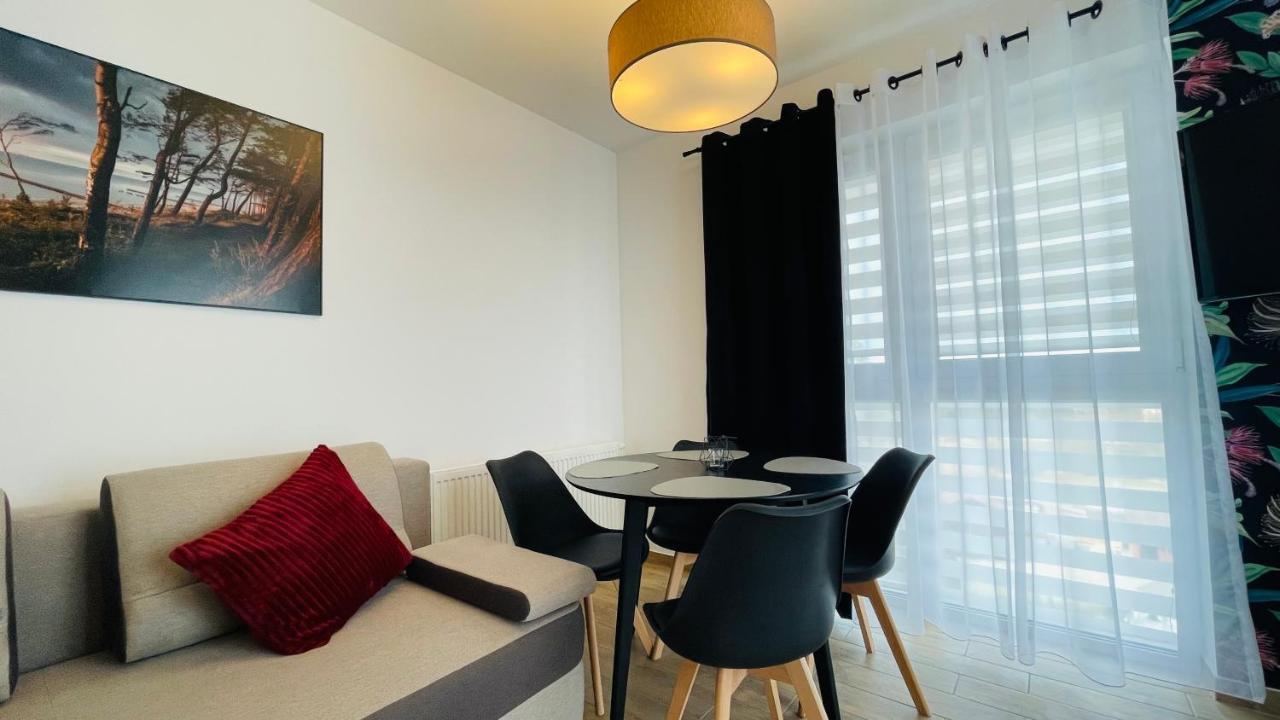 Apartamenty Na Wiejskiej Ustronie Morskie Luaran gambar